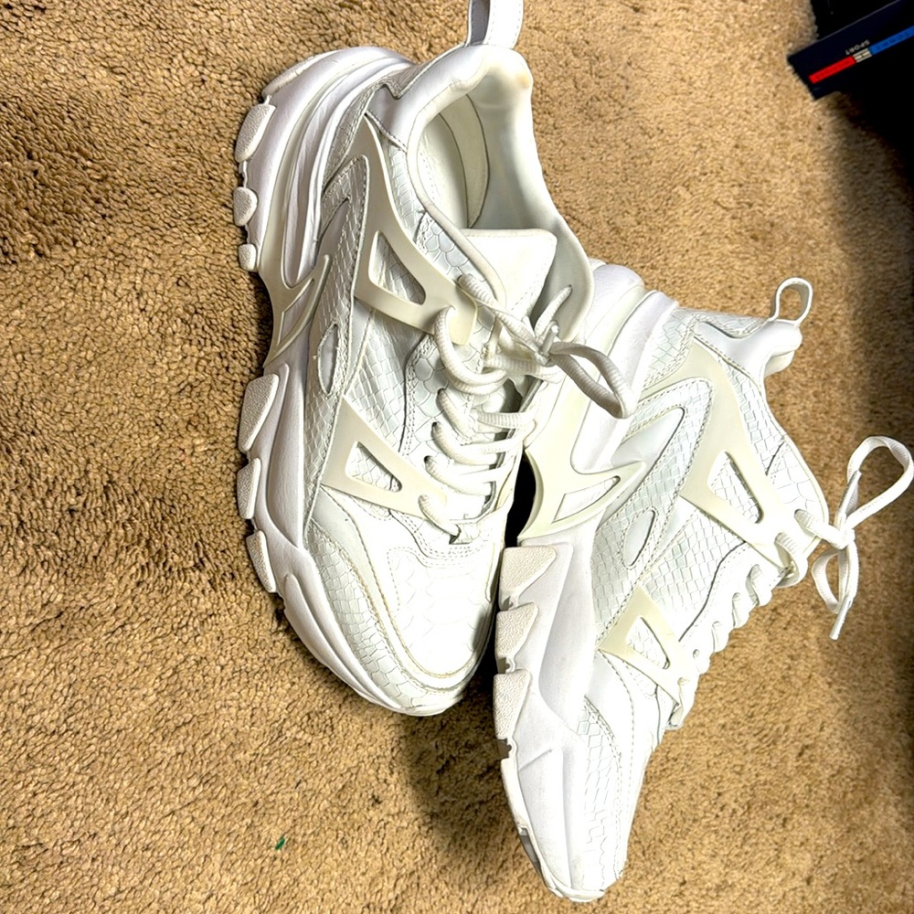Michael Kors White Wedge Sneakers Women’s Size 10 Platform